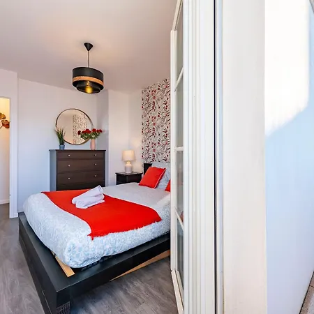 Le Cartier Appt F3, 7mn Disneyland, Parking,terrace Apartment